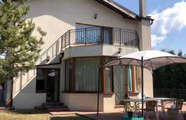 Casa individuala exclusivista intr-o zona rezidentiala de case si vile