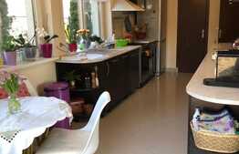 Casa individuala exclusivista intr-o zona rezidentiala de case si vile