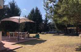 Casa individuala exclusivista intr-o zona rezidentiala de case si vile