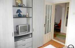 Apartament de inchiriat, 2 camere decomandate, 45 mp plus balcon, zona Pritax