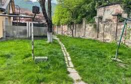 Apartament de 3 camere, 80 mp, imobil tip casa, Central 