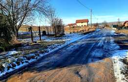 Teren intravilan de 2000 mp, in Dezmir