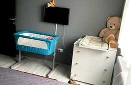 Apartament de 4 camere, 85 mp, 2 locuri parcare, zona Craiter