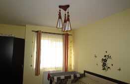 Apartament cu 2 camere, 54 mp, decomandat! Zona strazii Florilor!