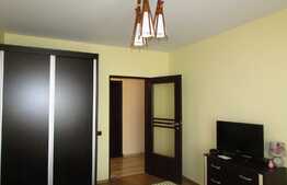 Apartament cu 2 camere, 54 mp, decomandat! Zona strazii Florilor!