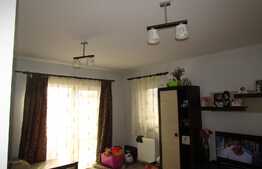 Apartament cu 2 camere, 54 mp, decomandat! Zona strazii Florilor!