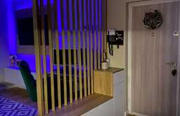 Apartament de lux, 2 camere, ansamblu cu bariera, etaj intermediar