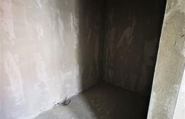 Apartament 3 camere, 49.9 mp, etaj intermediar, zona Terra