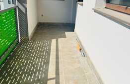 Apartament de 3 camere, 65 mp, parcare, zona Subcetate