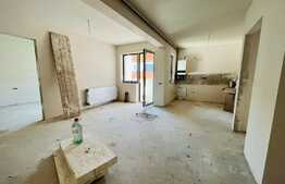 Apartament de 3 camere, 65 mp, parcare, zona Subcetate