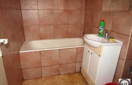 Garsoniera 28 mp utili, zona strazii Detunata