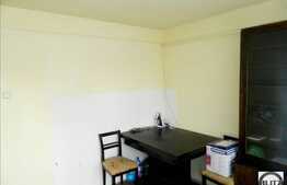 Vanzare 2 camere, 47 mp, decomandat in zona Complexului Mercur, boxa si parcare