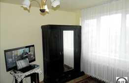 Vanzare 2 camere, 47 mp, decomandat in zona Complexului Mercur, boxa si parcare