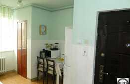 Vanzare 2 camere, 47 mp, decomandat in zona Complexului Mercur, boxa si parcare