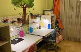 Apartament de 3 camere, 75 mp, zona Spitalul Judetean