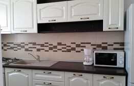 Apartament de 2 camere, 50 mp, garaj, boxa, zona LIDL