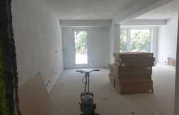 Garsoniera de 44 mp, gradina, optional parcare, Grivitei