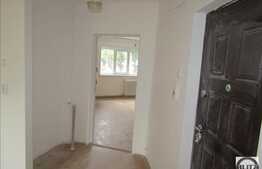 Vanzare apartament 2 camere, 55 mp, decomandat, zona Profi