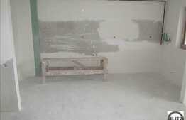 Apartament de vanzare la semifinisat, 2 camere semidecomandate, 57 mp. Parcare!