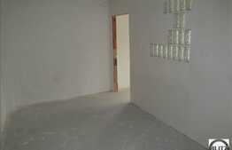 Apartament de vanzare la semifinisat, 2 camere semidecomandate, 57 mp. Parcare!