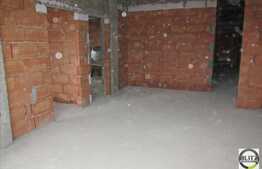 Vanzare 3 camere, 75 mp, in zona Cetatii