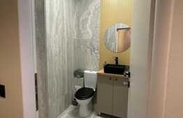 Garsoniera de lux, 21 mp, etaj intermediar, zona Parcul Rozelor