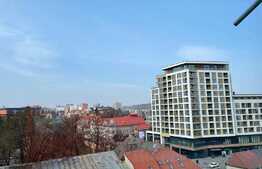 Apartament modern, 67 mp, balcon, A.C., zona Platinia