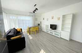 Apartament modern, 67 mp, balcon, A.C., zona Platinia