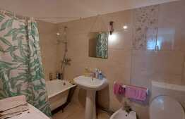 Apartament de 3 camere, 58 mp., zona Florilor