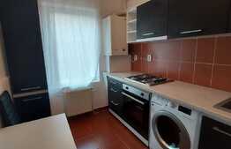 Apartament 2 camere, 50 mp, decomandat, parcare, zona Terra