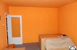 Vanzare 3 camere cu  17 mp TERASA, zona Expo Transilvania