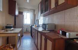 Apartament 3 camere, 66 mp, decomandat, etaj intermediar