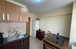 Apartament de 3 camere, 60 mp, zona strazii Alexandru Vlahuta