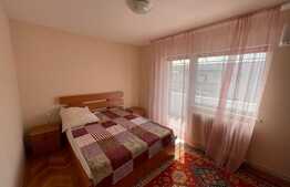 Apartament de 3 camere, decomandat, 70 mp, boxa, zona strazii Hateg