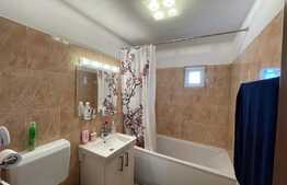 Apartament de 3 camere, decomandat, 70 mp, boxa, zona strazii Hateg