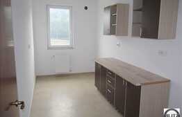 Vanzare 2 camere, 55 mp utili, zona Sf. Ioan, cu boxa la subsol, parcare