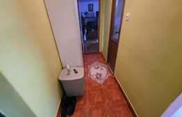 Apartament 3 camere, semidecomandat, 37 mp, zona Alverna