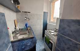 Apartament 3 camere, semidecomandat, 37 mp, zona Alverna