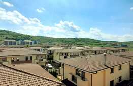 Apartament 4 camere, 113 mp, parcare, zona Terra