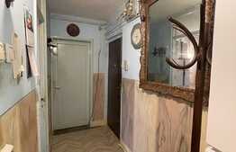 Apartament 3 camere, 55 mp, semidecomandat, zona Astra 