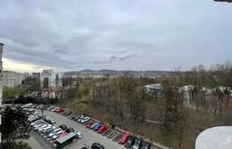 Apartament de 3 camere, 78 mp, parcare, zona strazii Plopilor