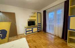 Apartament de 3 camere, 78 mp, parcare, zona strazii Plopilor