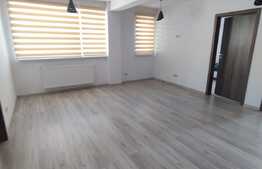 Apartament de 3 camere, 60 mp, zona Ioan Rus !