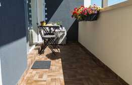 Apartament 2 camere, etaj intermediar, mobilat, zona semicentrala