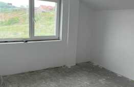 Apartament 3 camere, semifinisat, 60 mp, parcare, zona Teilor