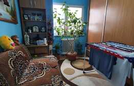 Apartament 2 camere semidecomandat, 36.5 mp, zona Parang