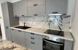 Apartament 2 camere, lux, 60 mp, parcare, zona Vivo 