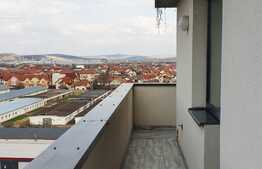 Apartament de 3 camere la cheie, 17 mp terasă, zona podului Ira
