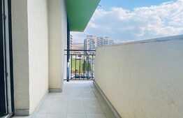 Apartament de 2 camere, nou, garaj, zona Grand Park Residence