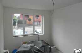 Apartament 3 camere, 90 mp, semifinisat, Zona Piata Engels